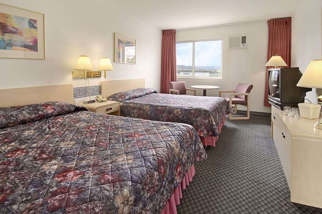 Ramada Limited Dawson Creek Quarto foto